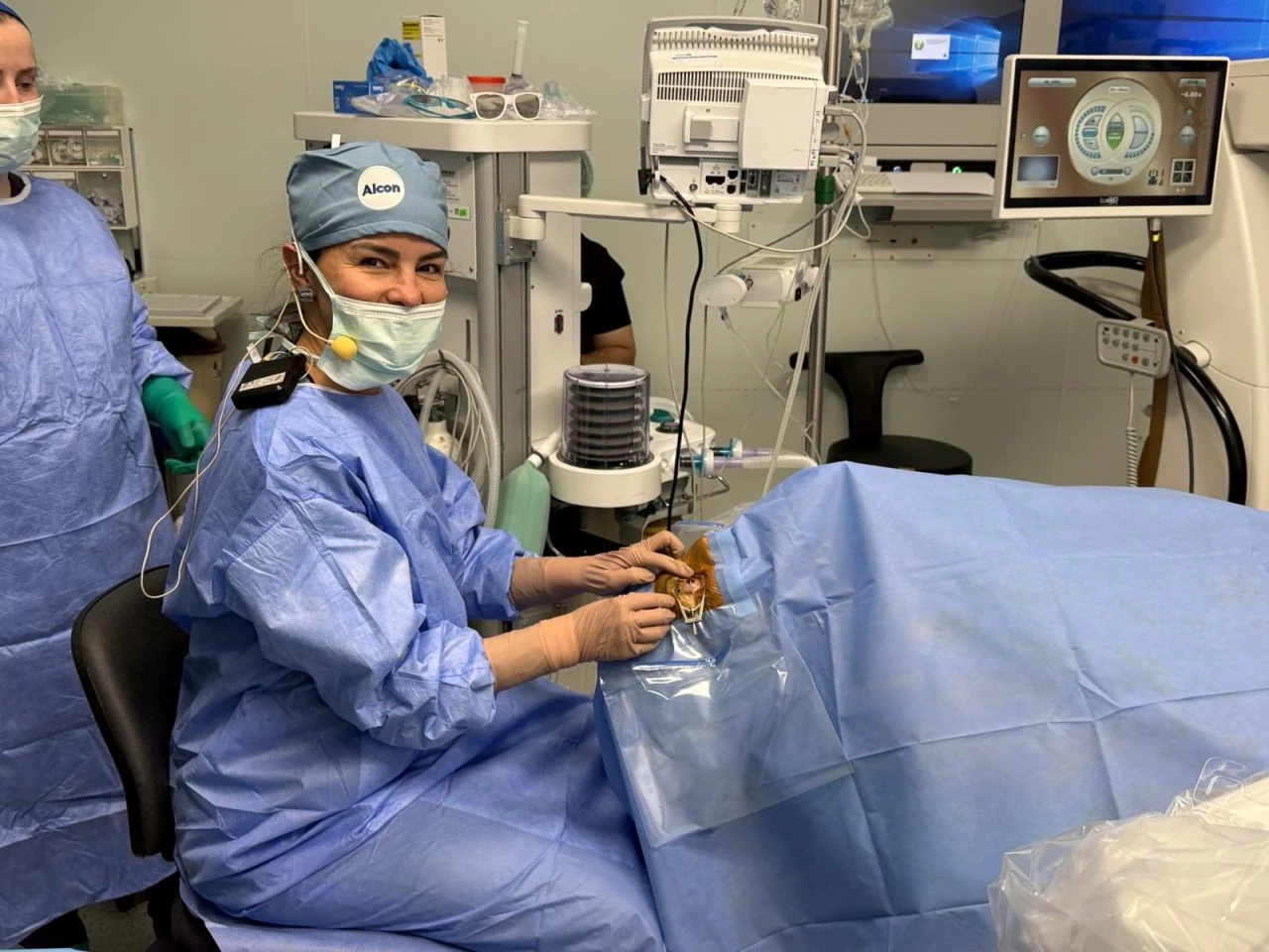 Prof. Dr. Sibel Demirel — Klinik & Ameliyathane